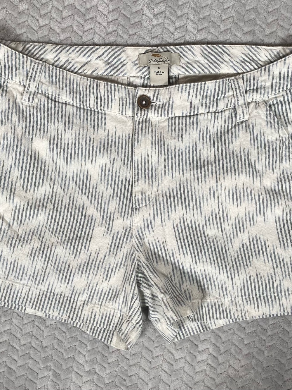 Bob Timberlake SHORTS WOMEN SIZE 12 100% COTTON BLUE White STRIPE Sailing Beach